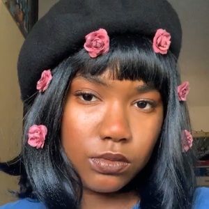 Meet your Posher, Jada